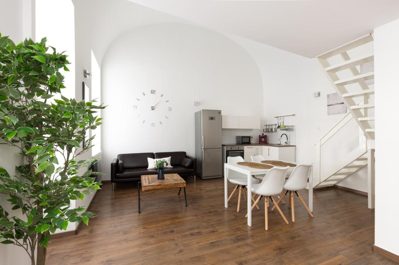 B17 Bajcsy Apartment Budapest Luaran gambar
