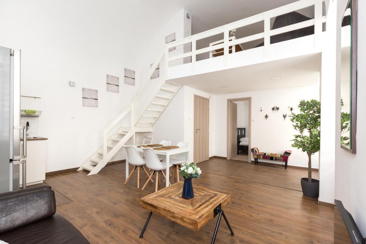 B17 Bajcsy Apartment Budapest Luaran gambar