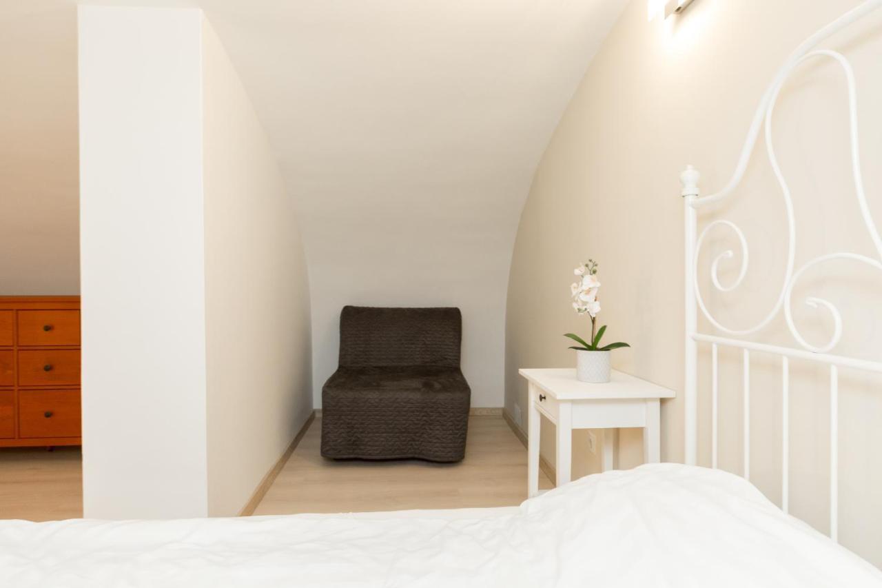 B17 Bajcsy Apartment Budapest Luaran gambar